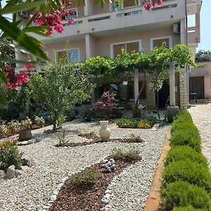  Apartmán Come&stay